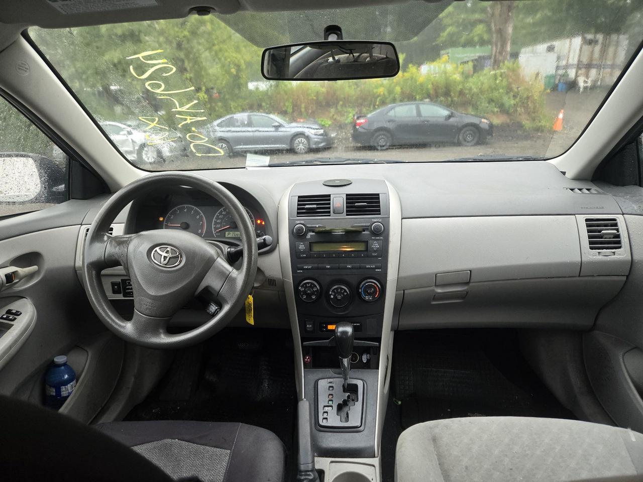 2010 Toyota Corolla CE Photo