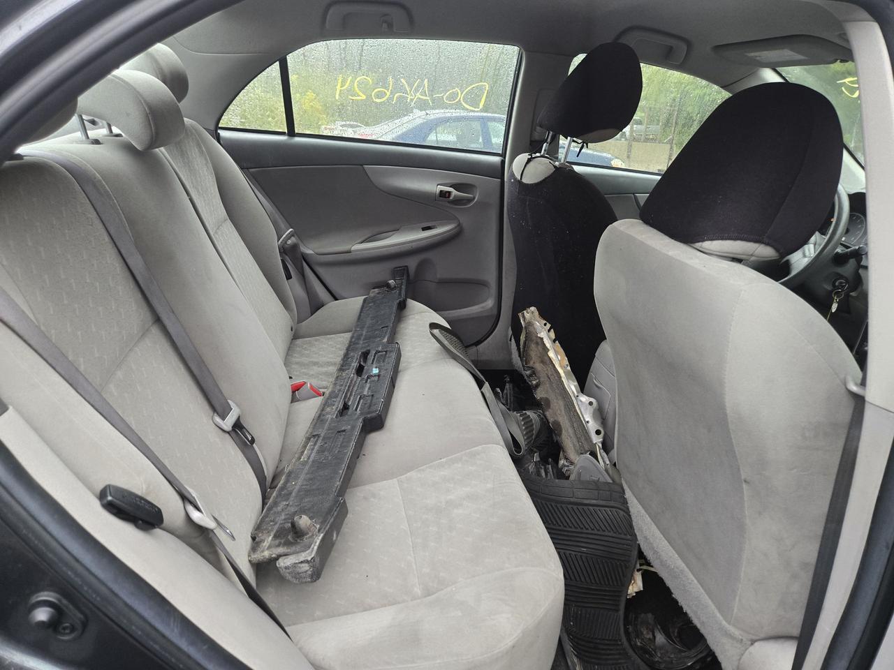 2010 Toyota Corolla CE Photo