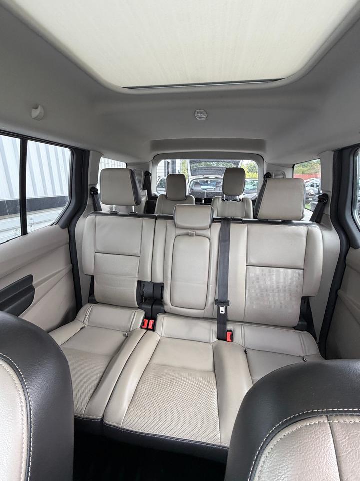 2015 Ford Transit Connect Titanium Photo