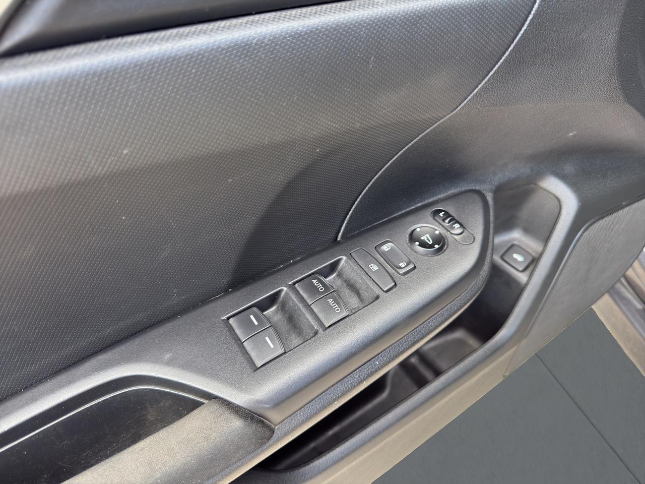 2018 Honda Civic SE Photo