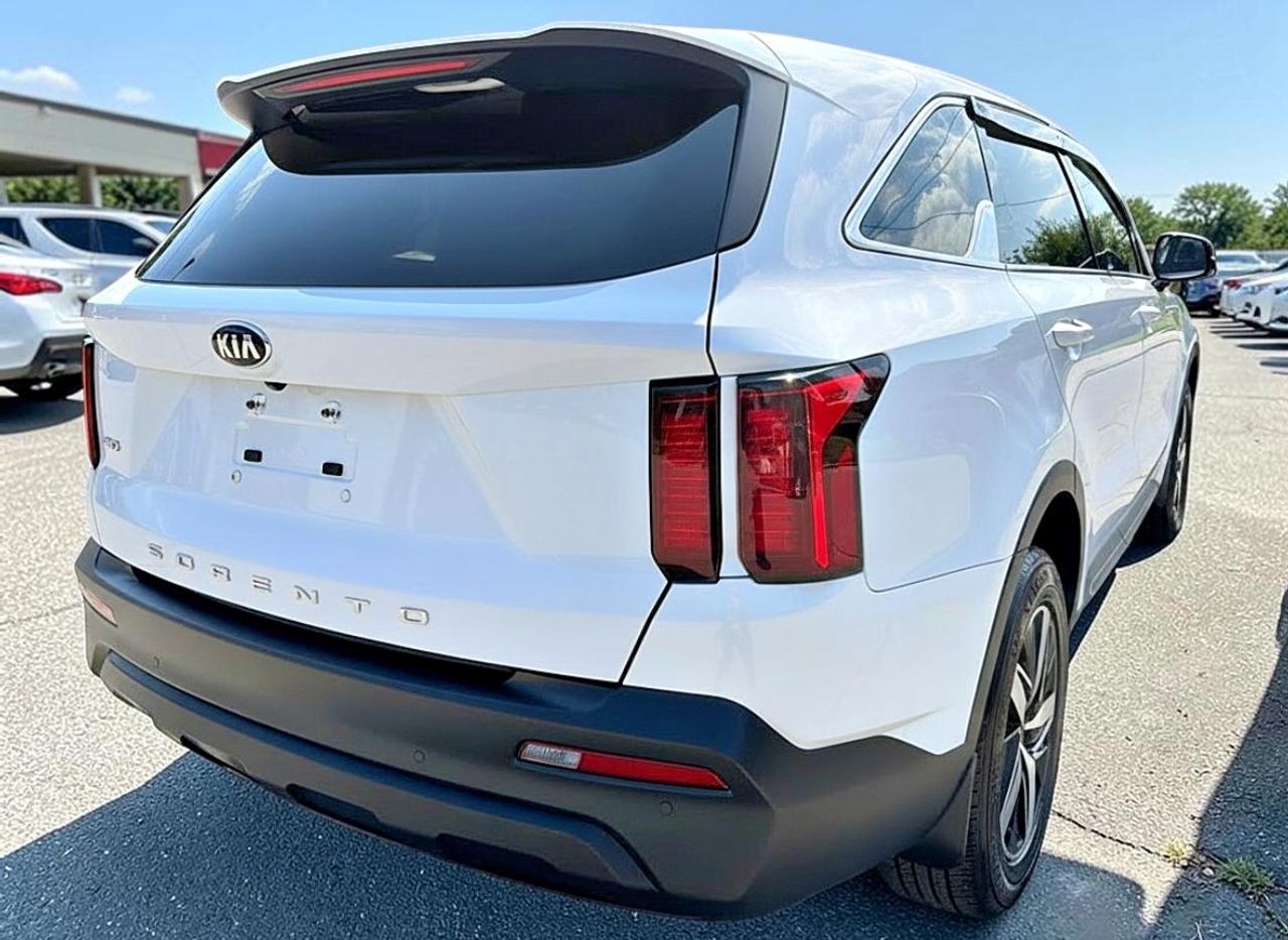 2021 Kia Sorento LX+ Photo
