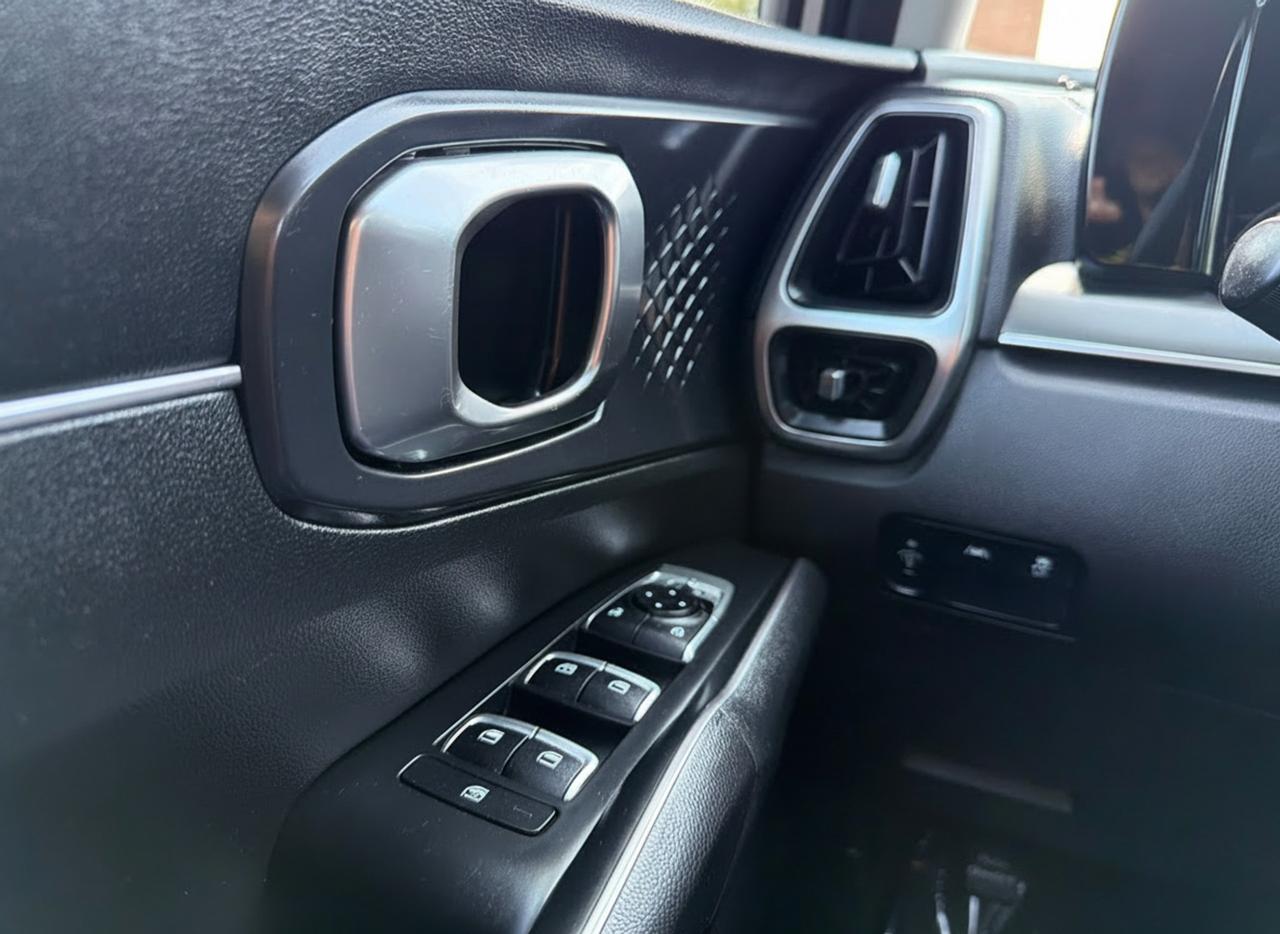 2021 Kia Sorento LX+ Photo