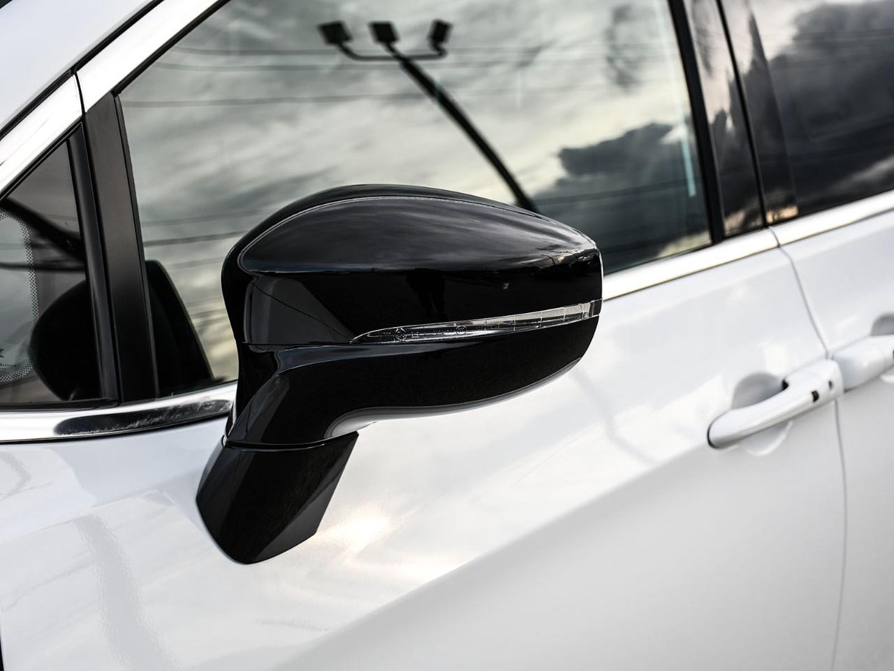 2027 Dodge Grand Caravan SXT 2WD Photo