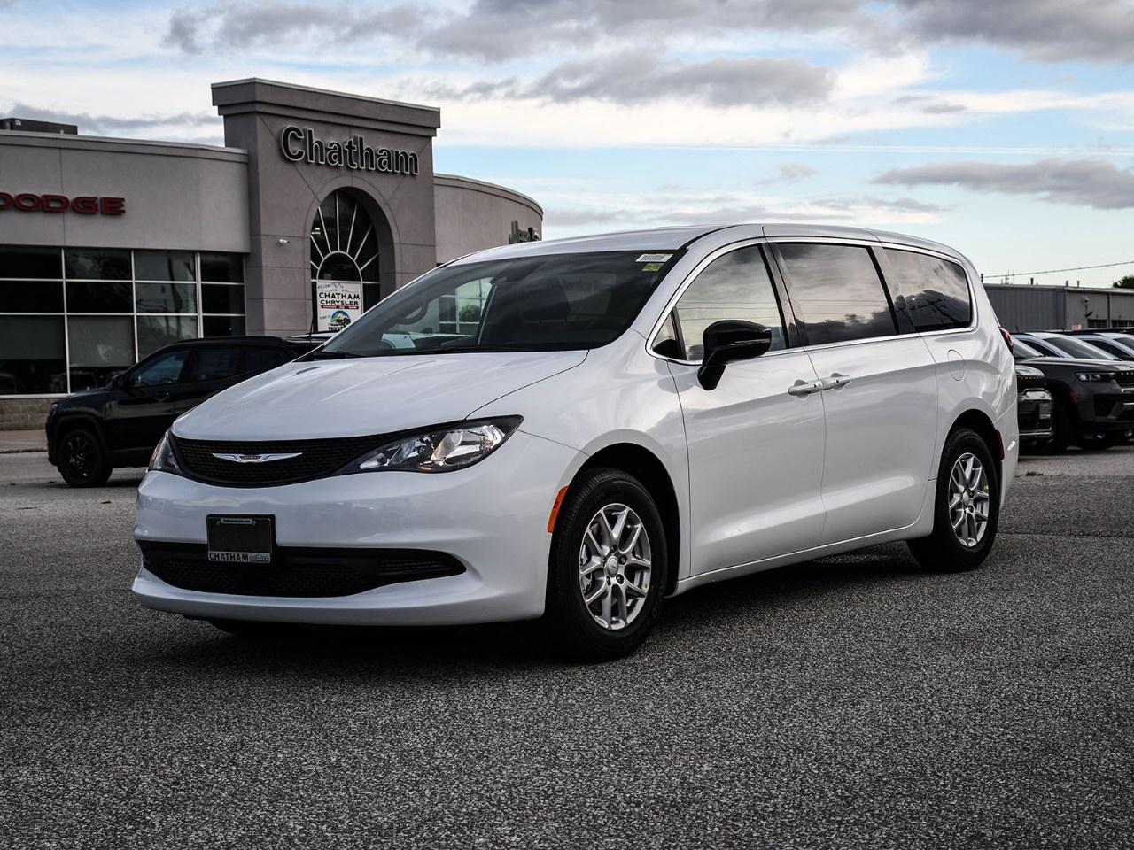 2027 Dodge Grand Caravan SXT 2WD Photo