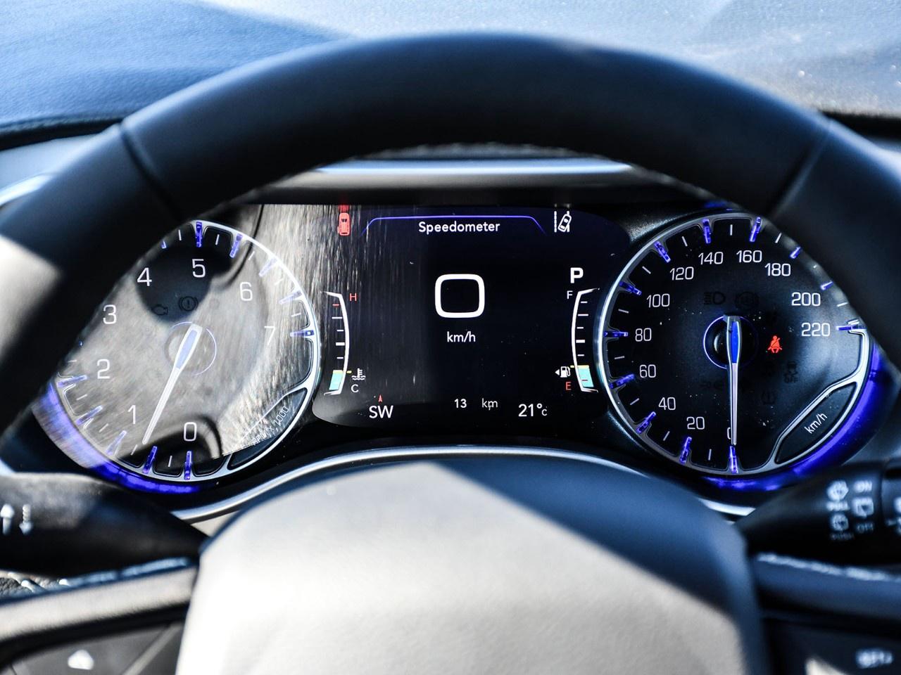 2027 Chrysler Pacifica Select FWD Photo