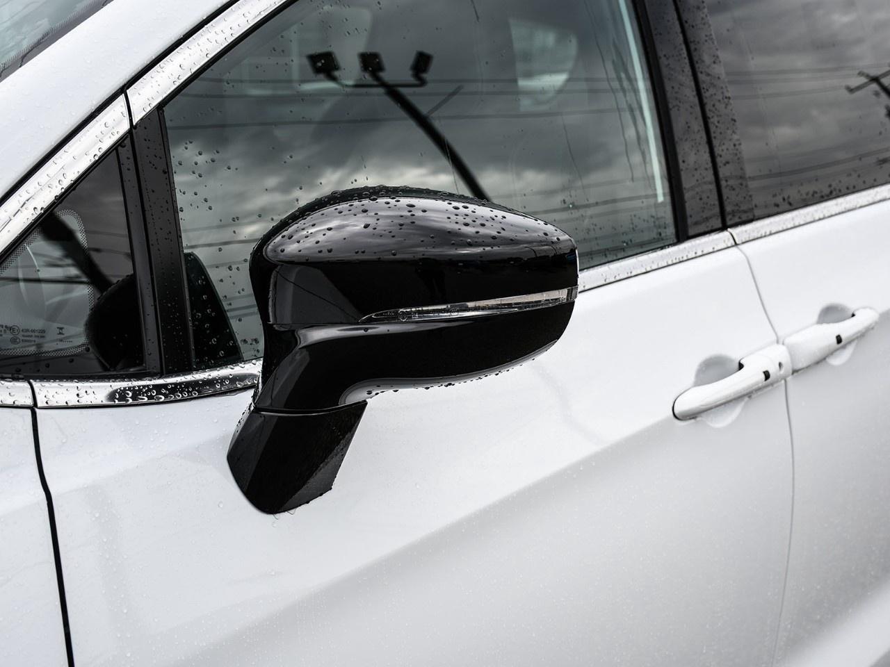2027 Dodge Grand Caravan SXT 2WD Photo