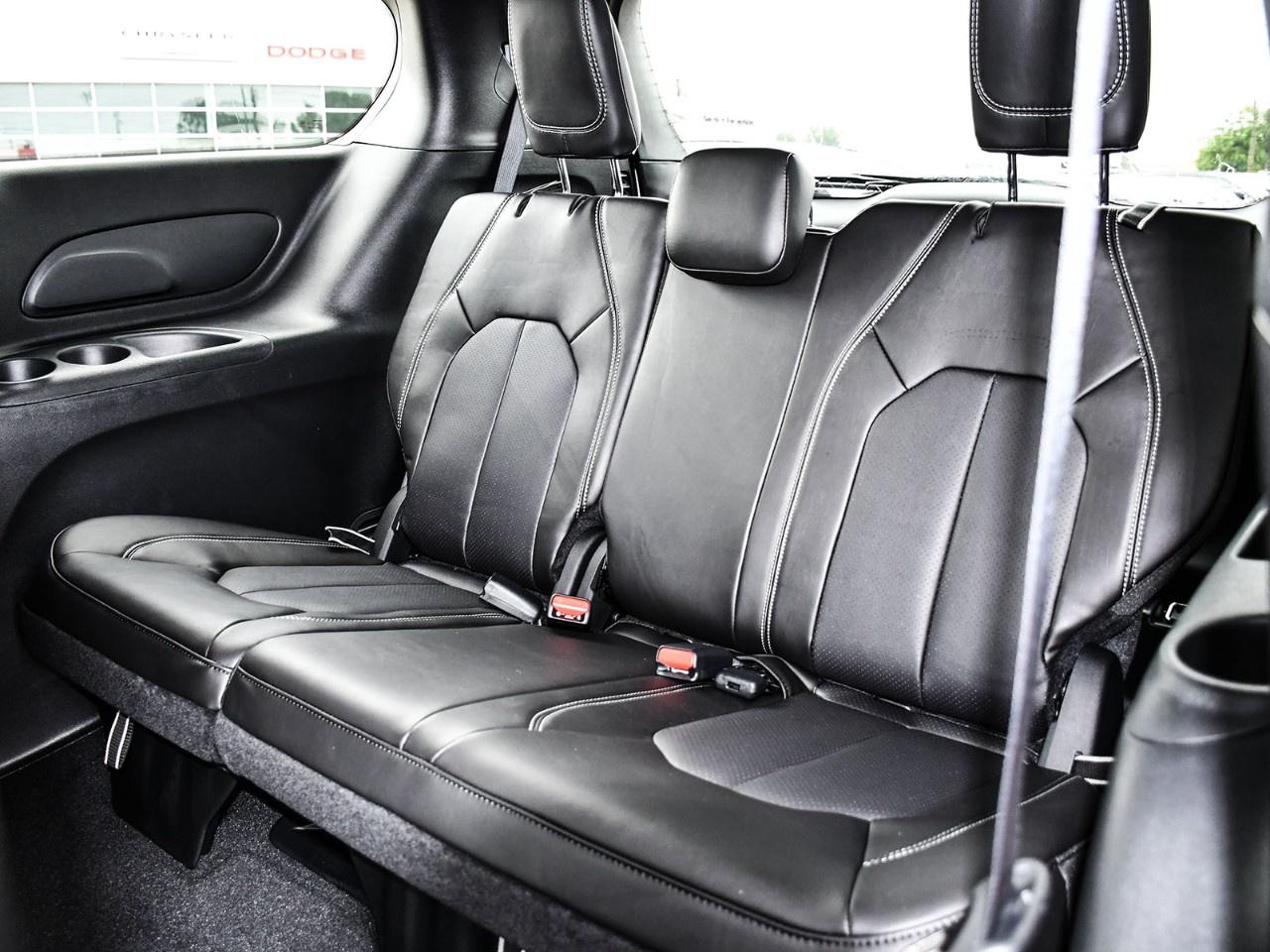 2027 Dodge Grand Caravan SXT 2WD Photo