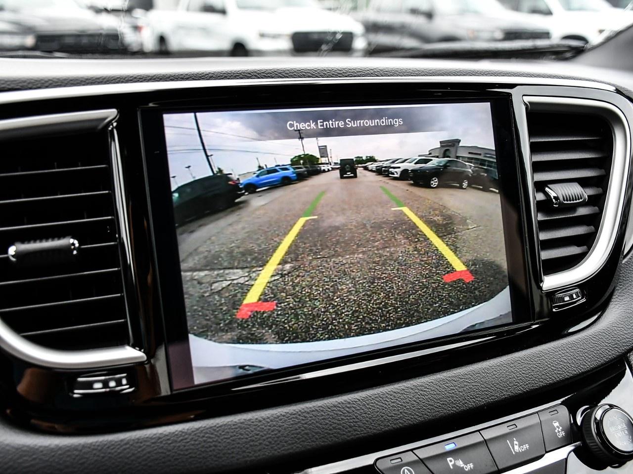 2027 Dodge Grand Caravan SXT 2WD Photo