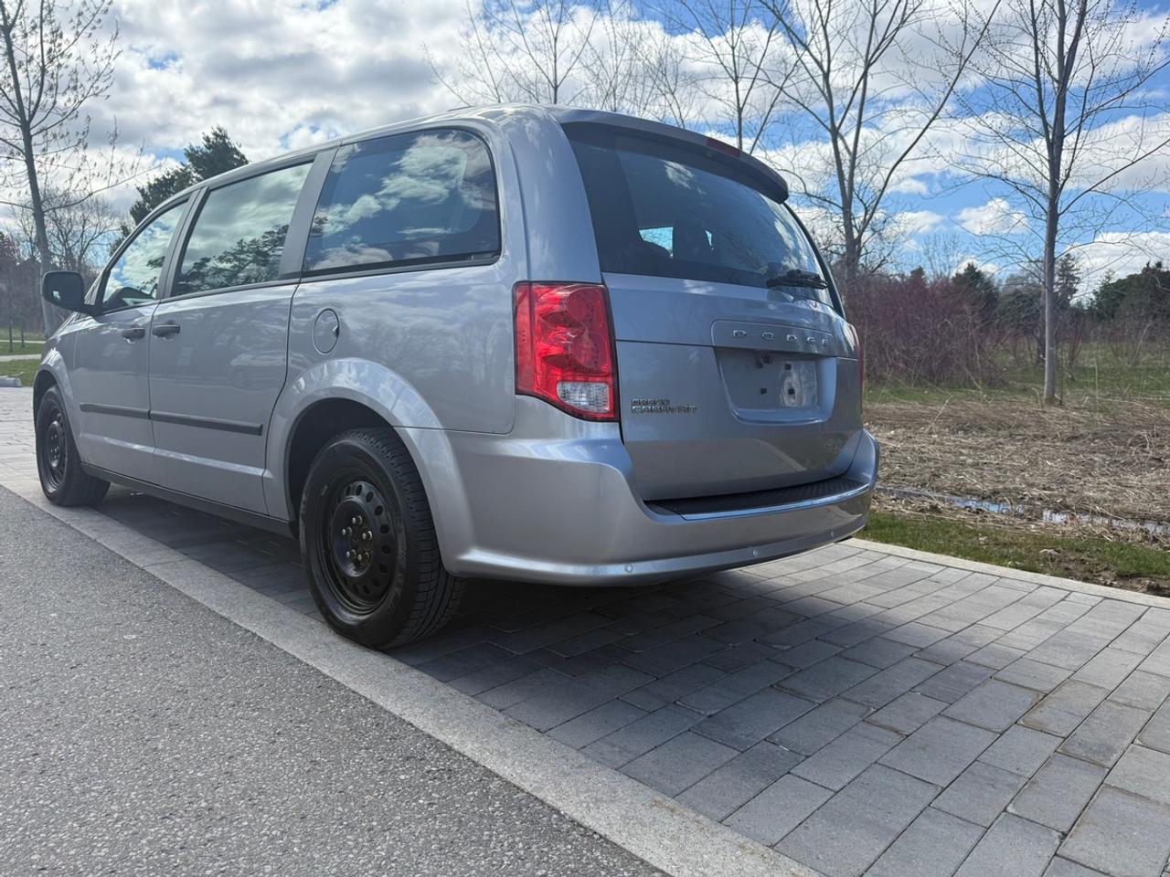 2016 Dodge Grand Caravan Canada Value Packkage Photo