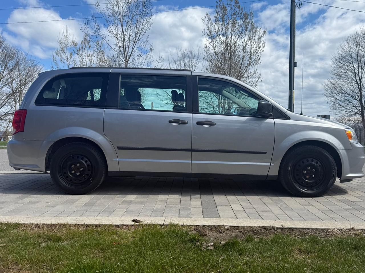 2016 Dodge Grand Caravan Canada Value Packkage Photo