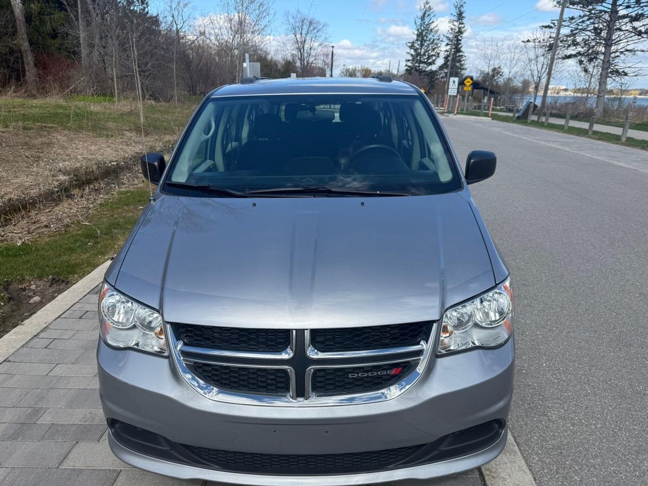 2016 Dodge Grand Caravan Canada Value Packkage Photo
