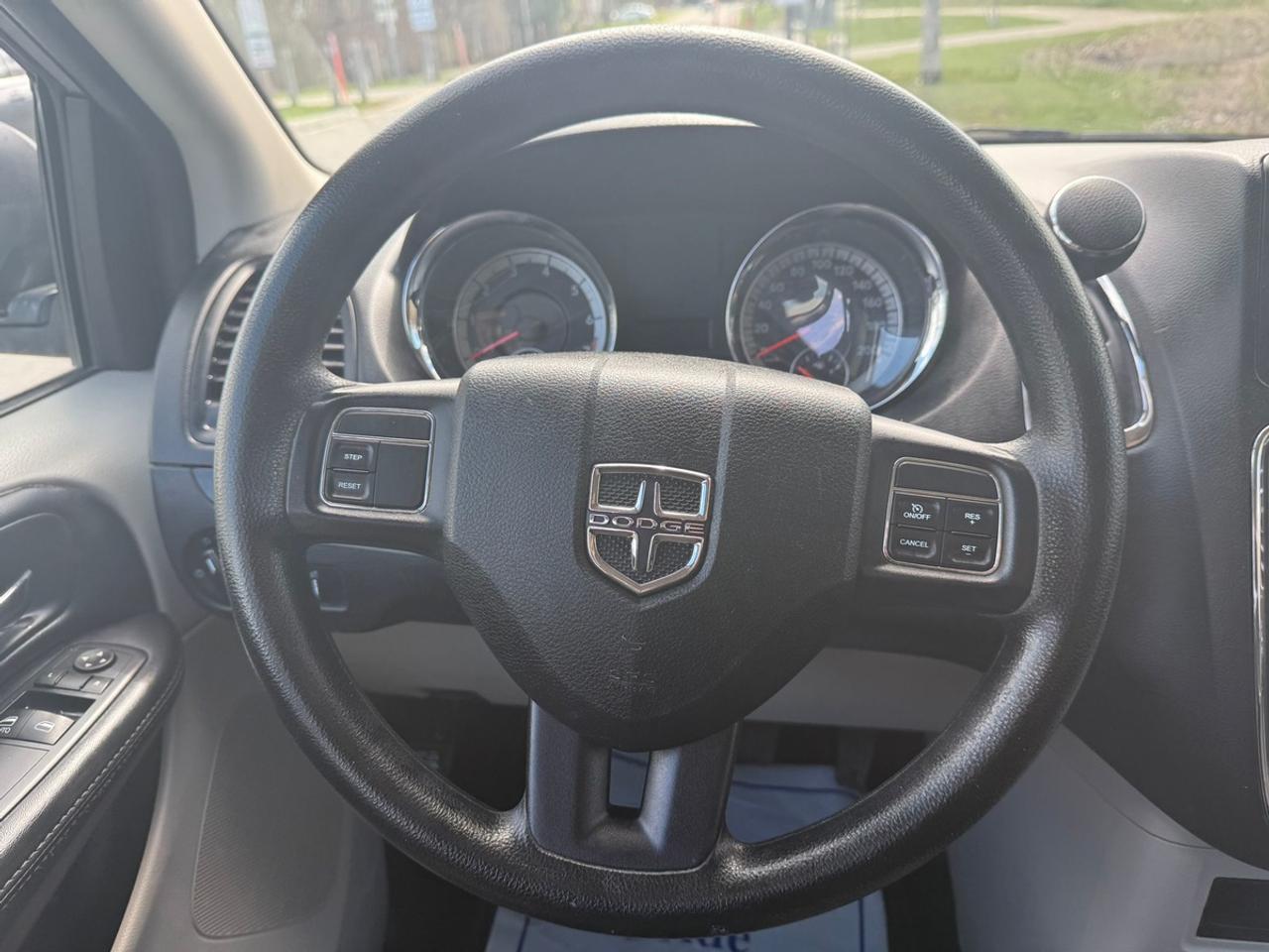 2016 Dodge Grand Caravan Canada Value Packkage Photo