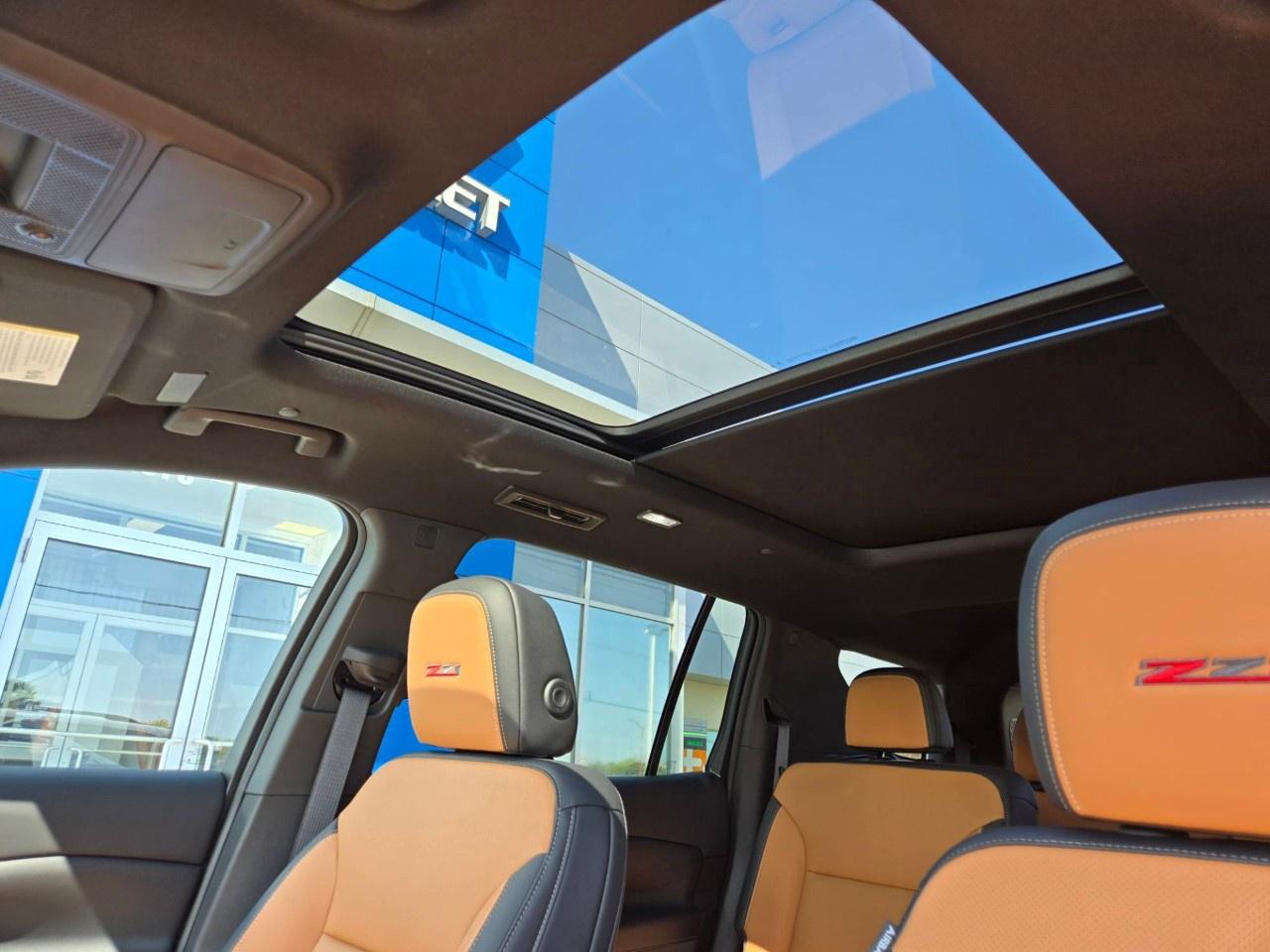 2027 Chevrolet Traverse AWD 4dr Z71 Photo