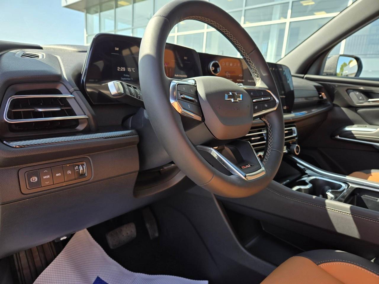 2027 Chevrolet Traverse AWD 4dr Z71 Photo