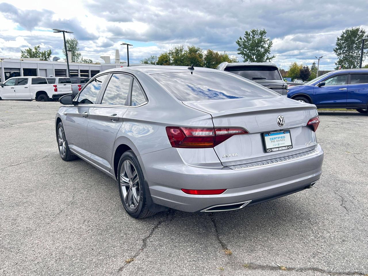 2019 Volkswagen Jetta R-Line Photo
