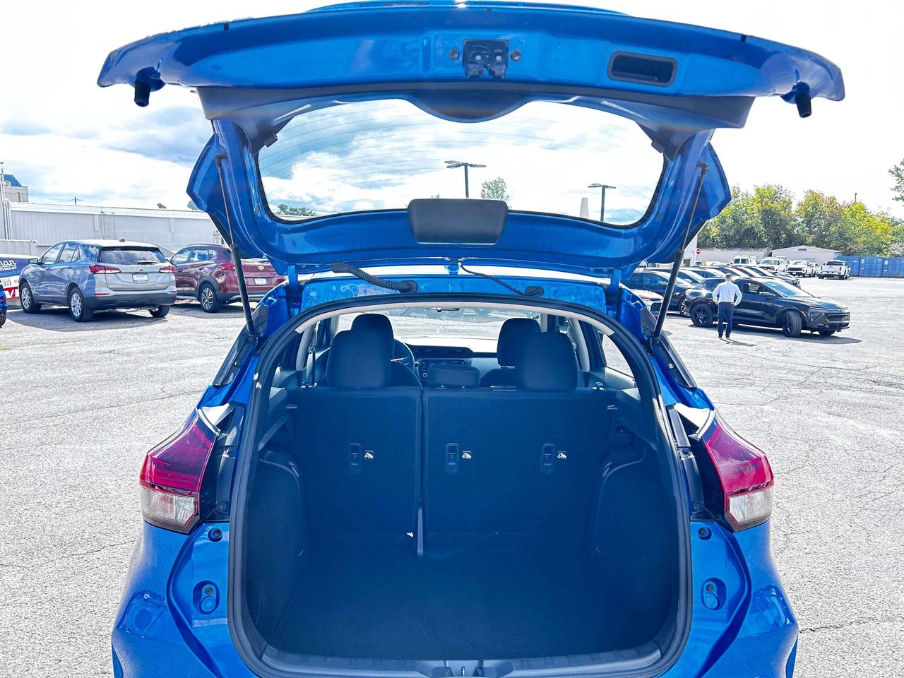 2024 Nissan Kicks SV Photo
