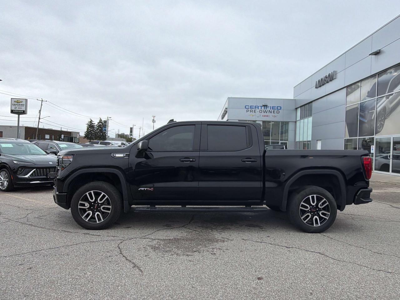 2022 GMC Sierra 1500 AT4 Diesel Photo2
