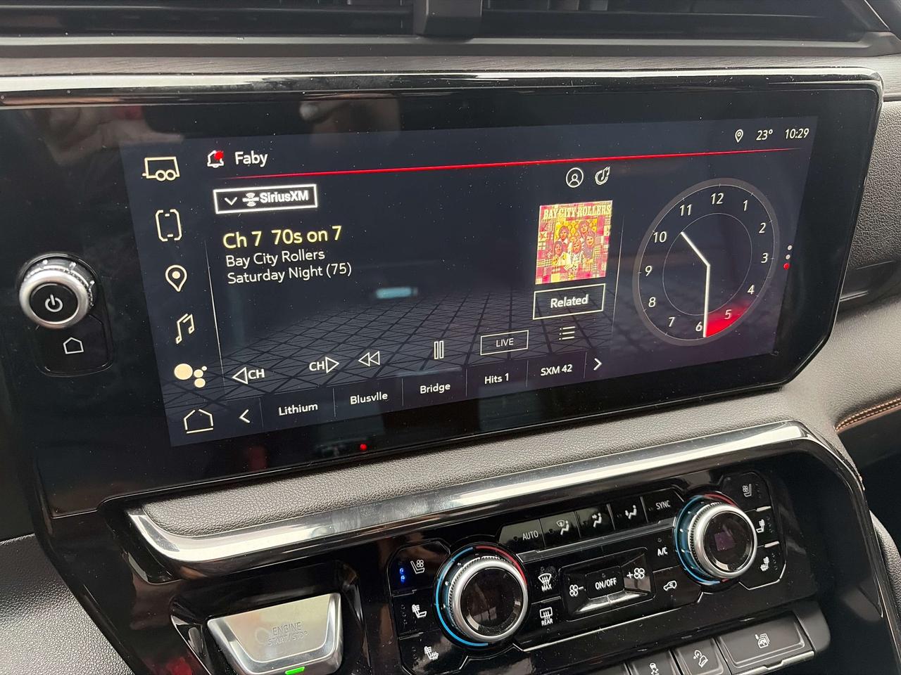 2022 GMC Sierra 1500 AT4 Diesel Photo