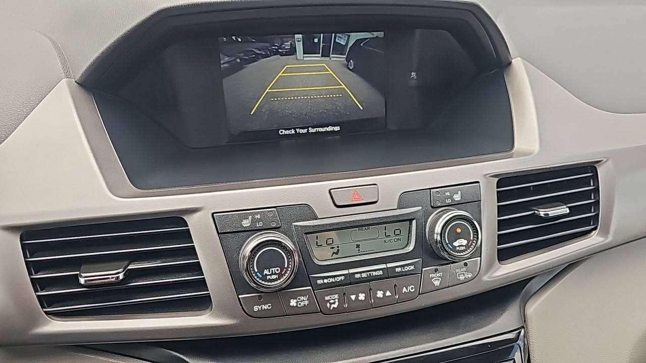 2016 Honda Odyssey EX Photo