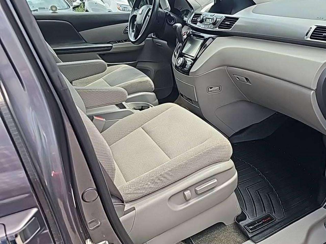 2016 Honda Odyssey EX Photo