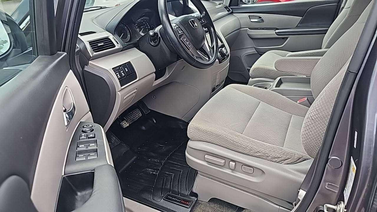 2016 Honda Odyssey EX Photo