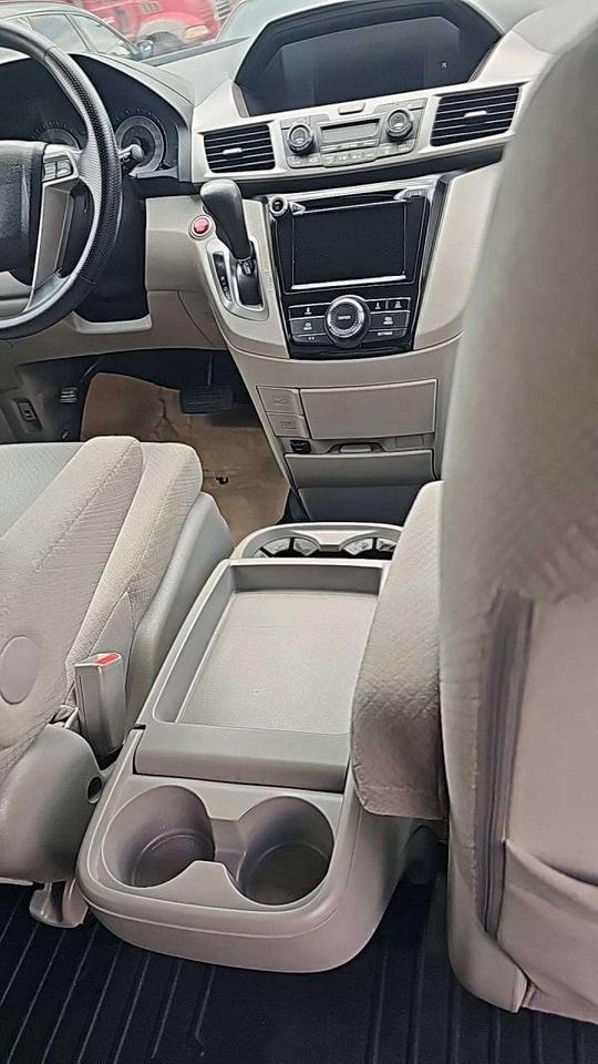 2016 Honda Odyssey EX Photo