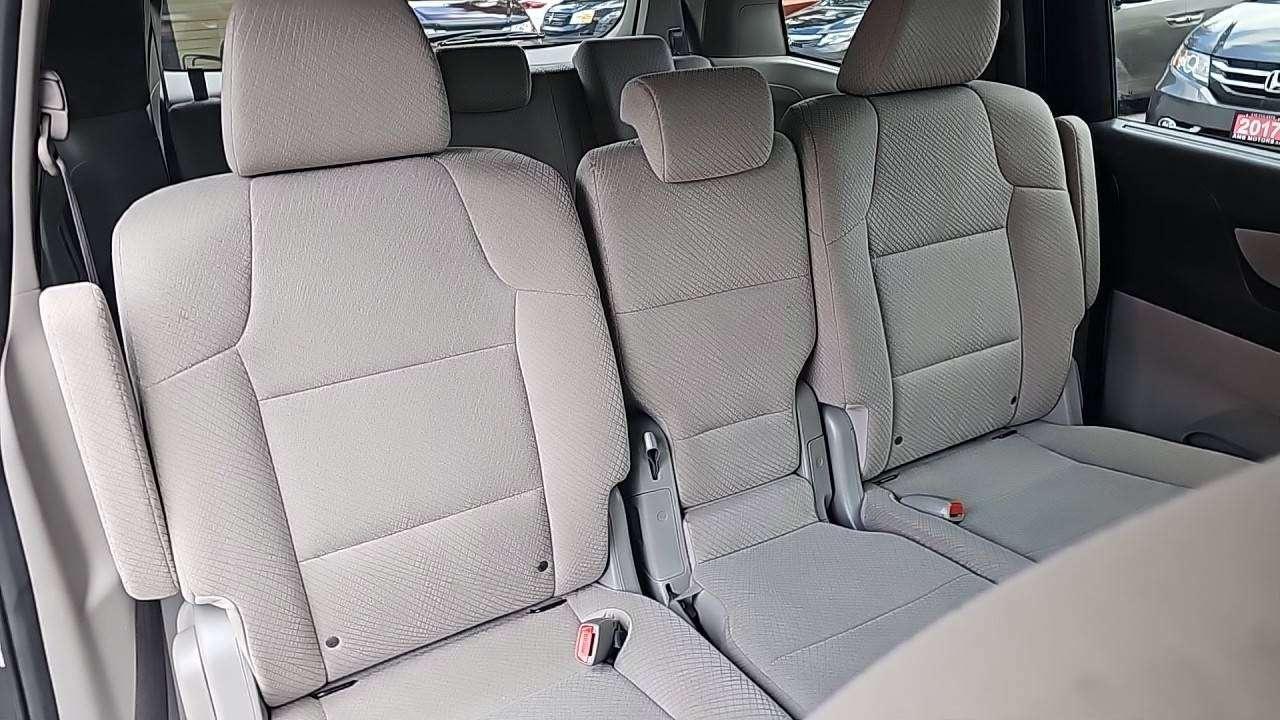 2016 Honda Odyssey EX Photo