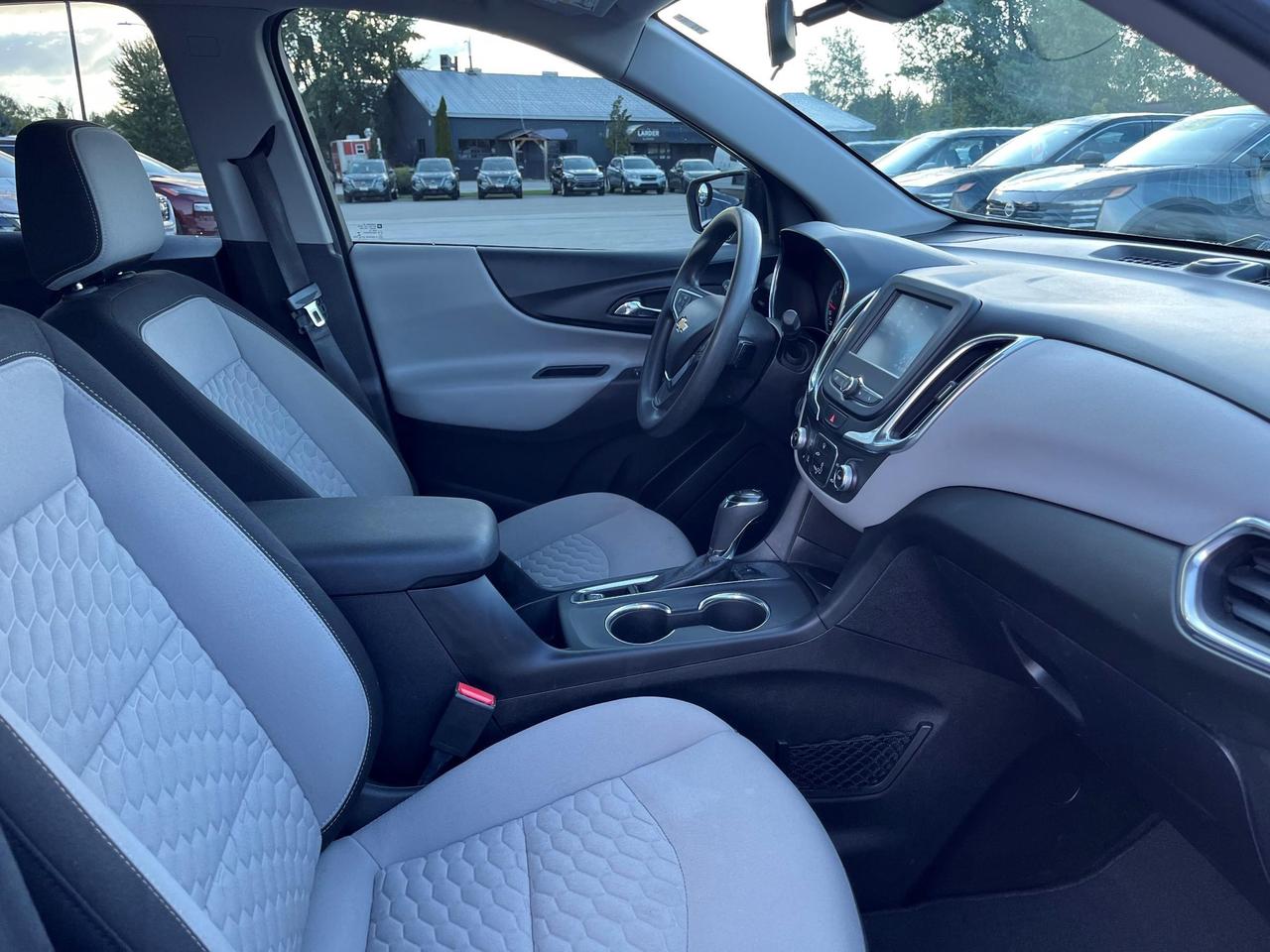2018 Chevrolet Equinox LS Front-Wheel Drive Photo