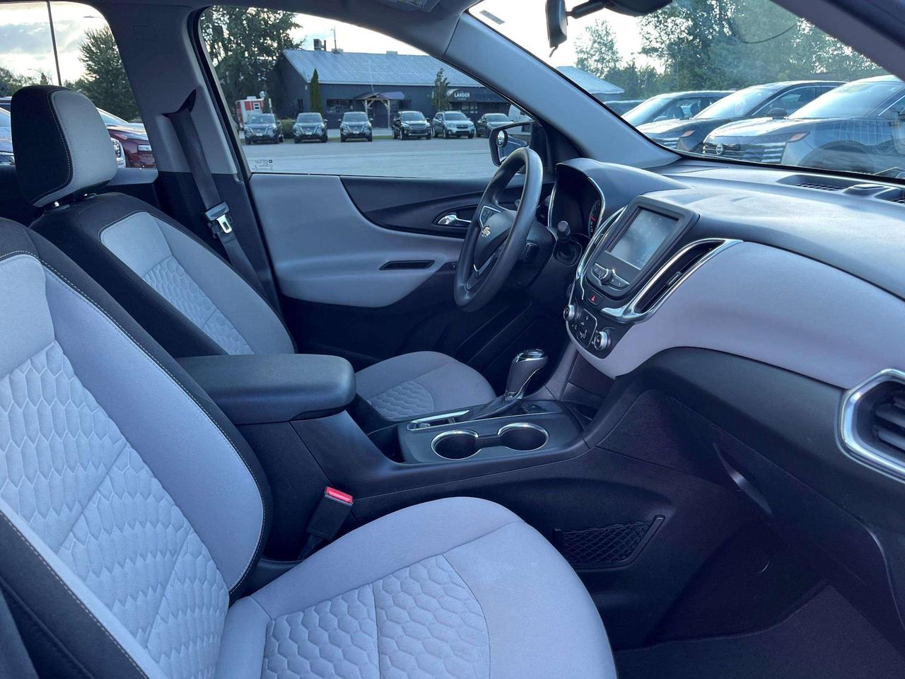 2018 Chevrolet Equinox LS FWD Photo