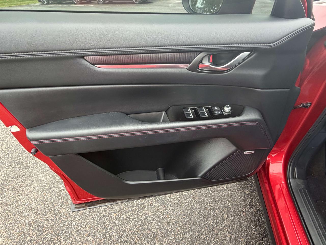 2025 Mazda CX-5 Sport Design Photo