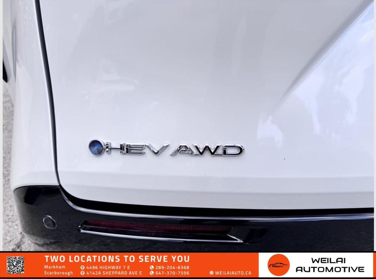 2026 Toyota Sienna Hybrid Limited/AWD/No Accident/One Owner! Photo