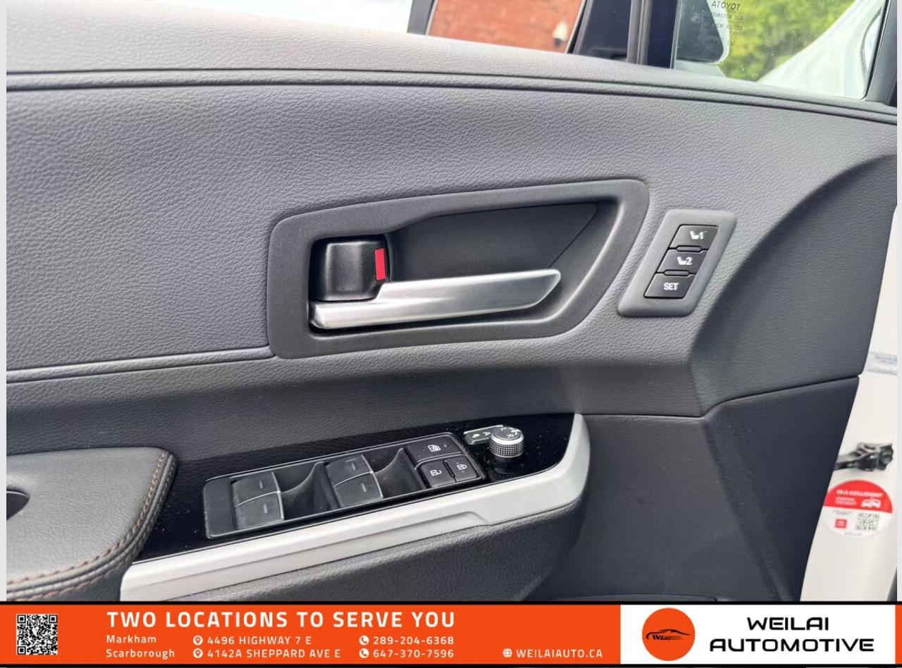 2026 Toyota Sienna Hybrid Limited/AWD/No Accident/One Owner! Photo
