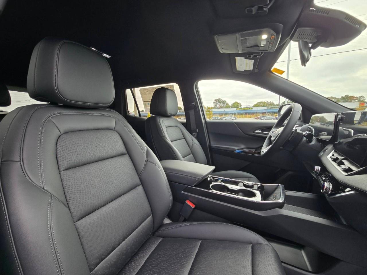 2027 Chevrolet Equinox AWD LT Photo