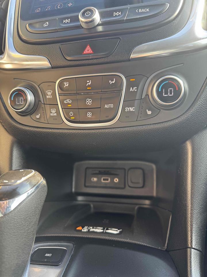 2020 Chevrolet Equinox Premier Photo