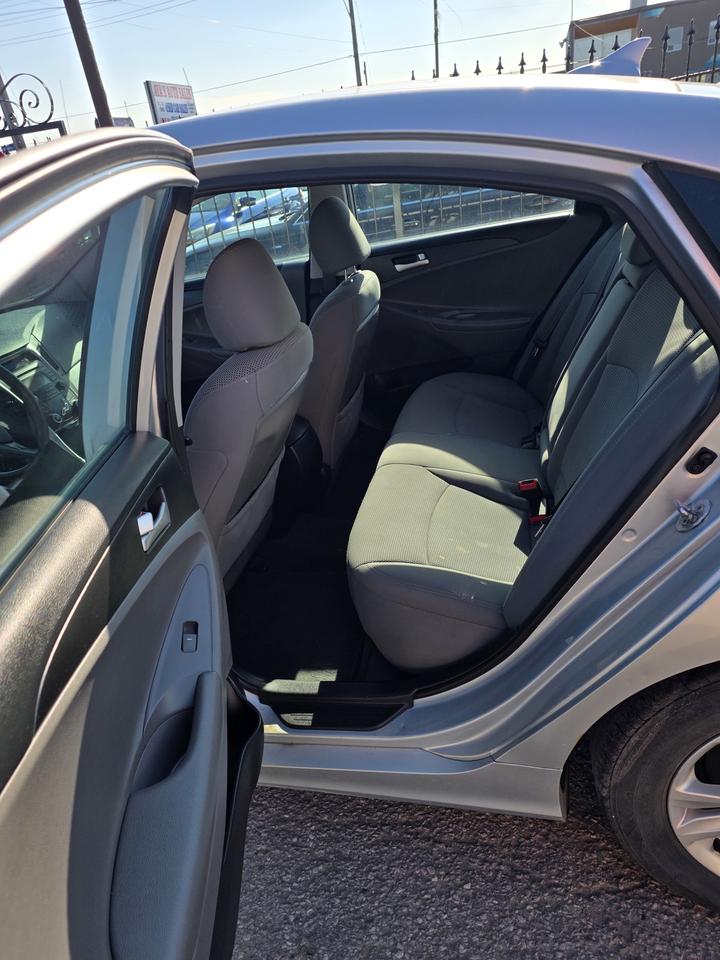 2013 Hyundai Sonata GLS Photo