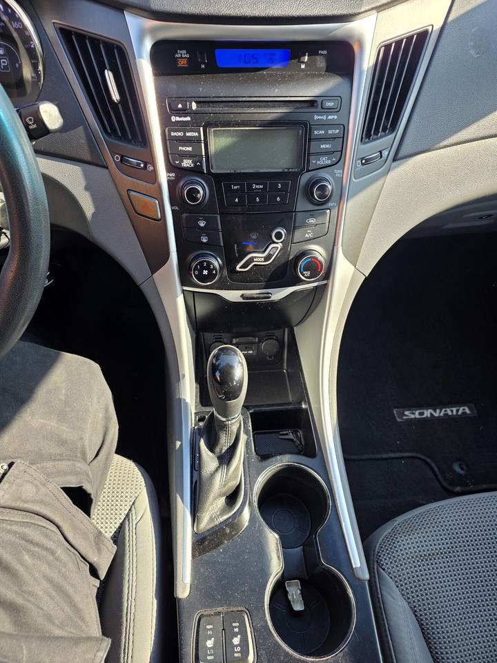 2013 Hyundai Sonata GLS Photo
