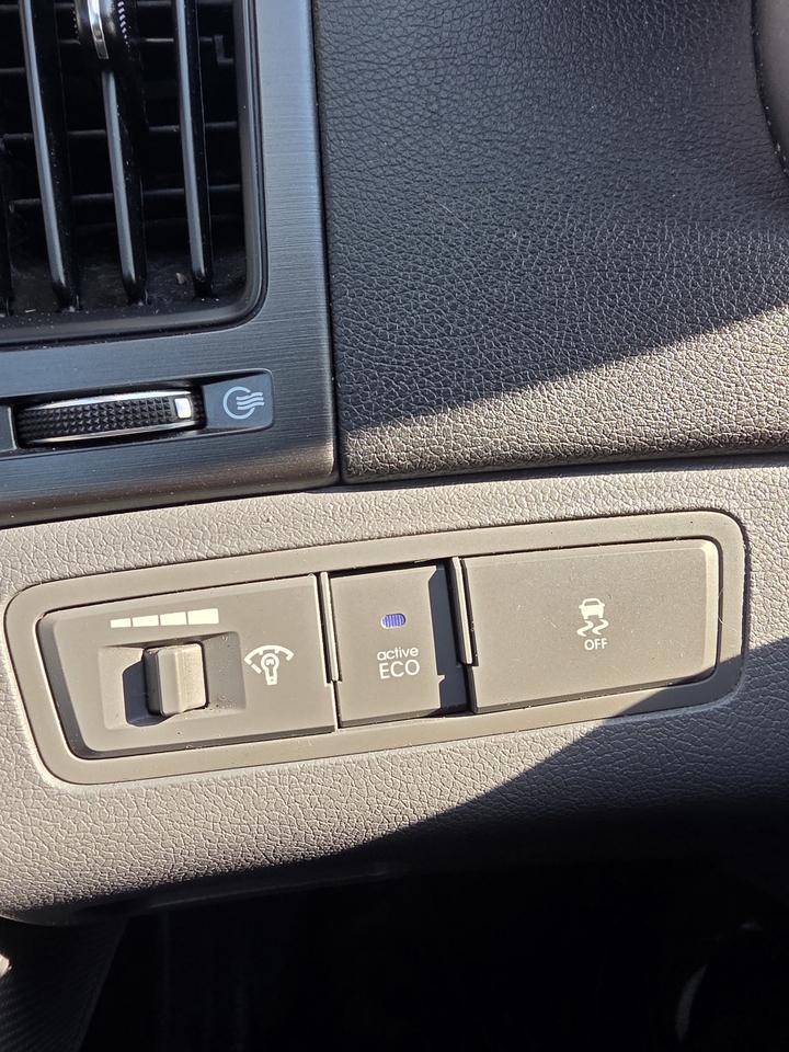 2013 Hyundai Sonata GLS Photo