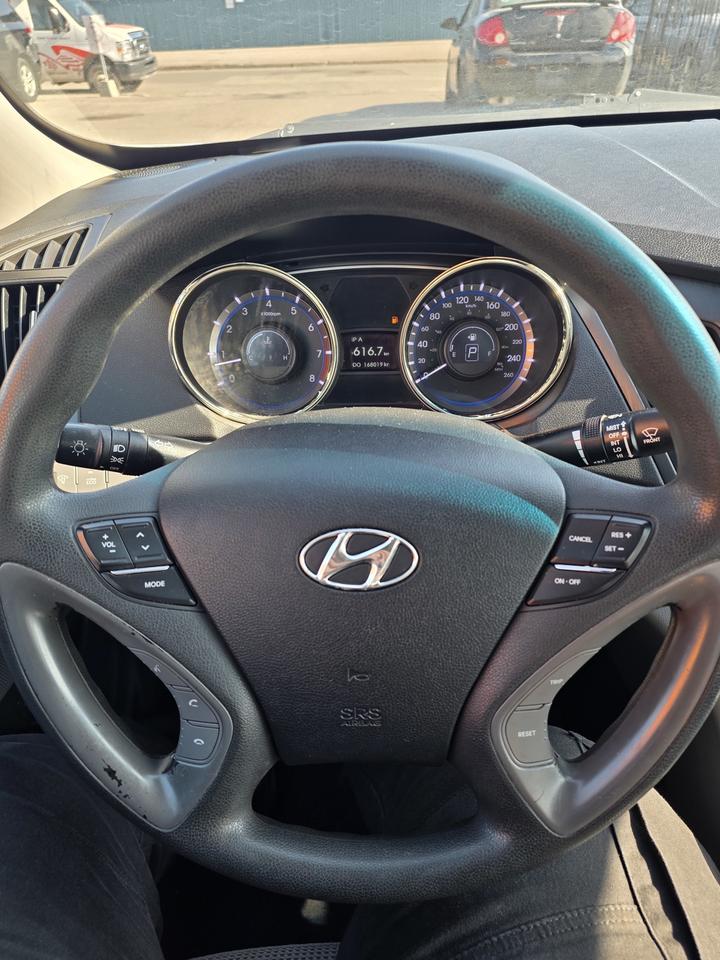 2013 Hyundai Sonata GLS Photo