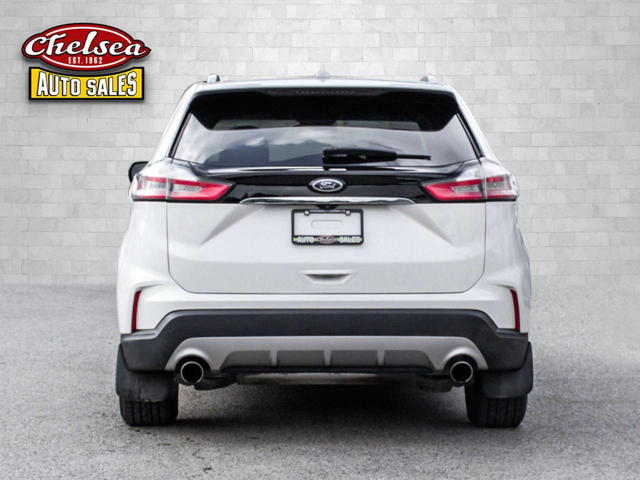 2019 Ford Edge SEL AWD Photo