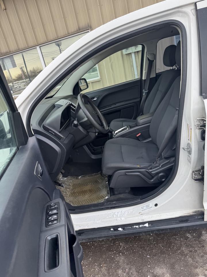 2010 Dodge Journey SE Photo4