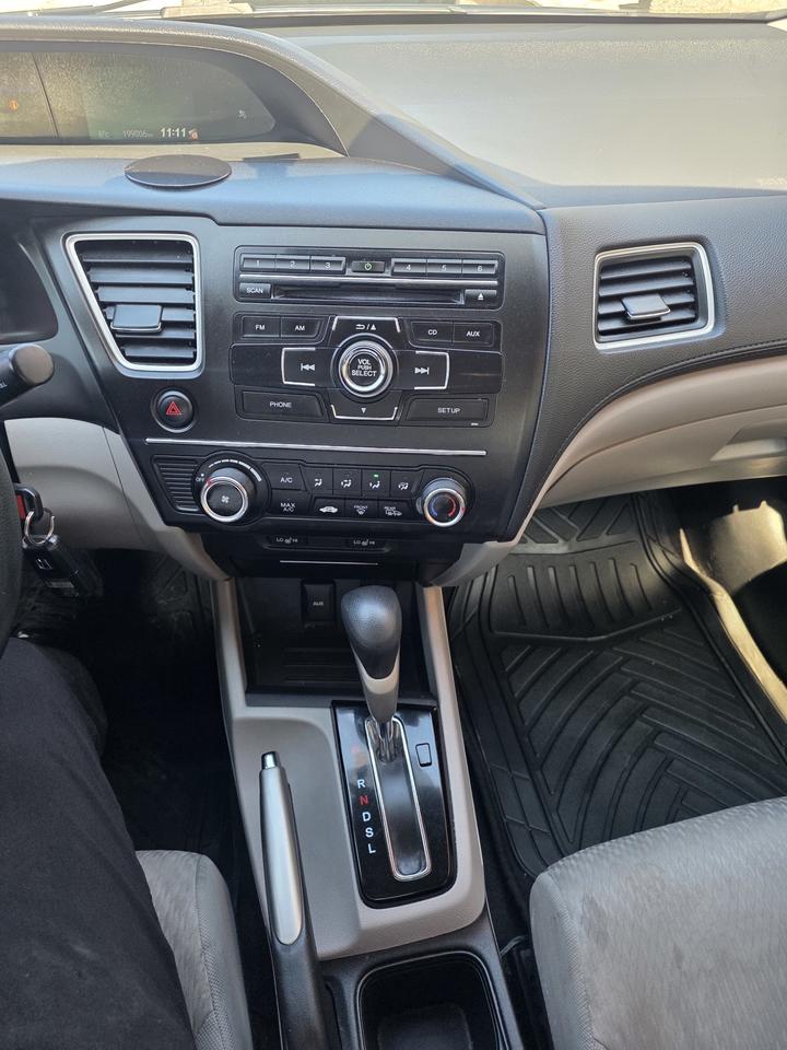 2015 Honda Civic LX Photo