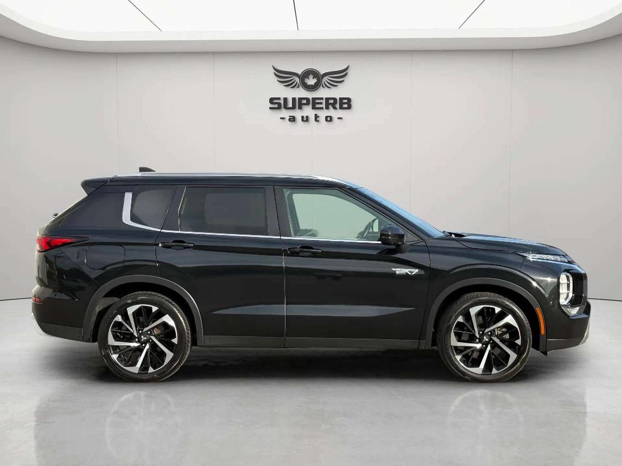 2023 Mitsubishi Outlander SEL   S-AWC   PLUG-IN HYBRID   NO ACCIDENT   360 CAMERA Photo