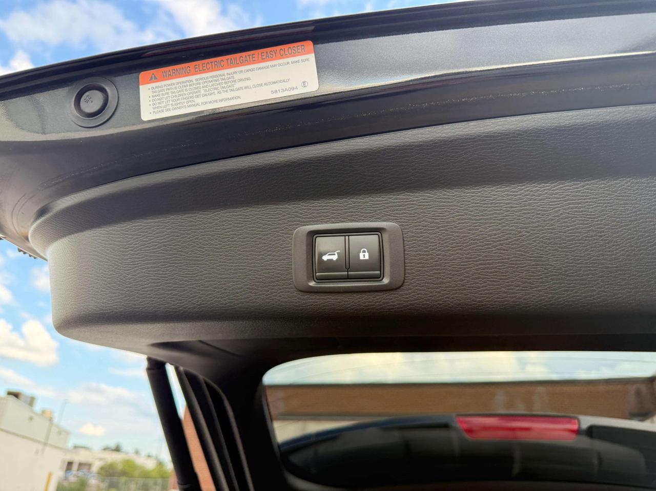 2023 Mitsubishi Outlander SEL   S-AWC   PLUG-IN HYBRID   NO ACCIDENT   360 CAMERA Photo