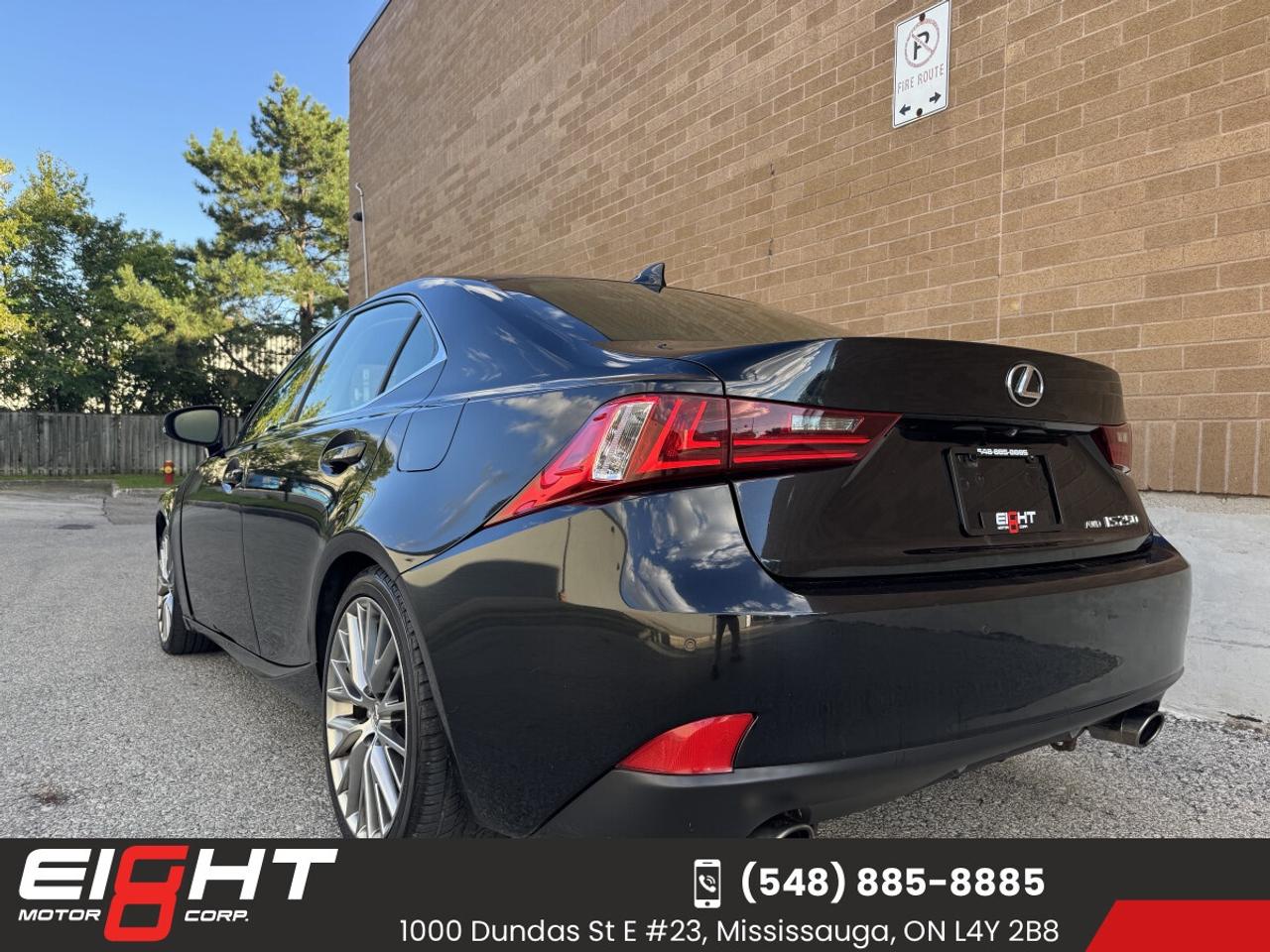 2014 Lexus IS250 AWD Photo