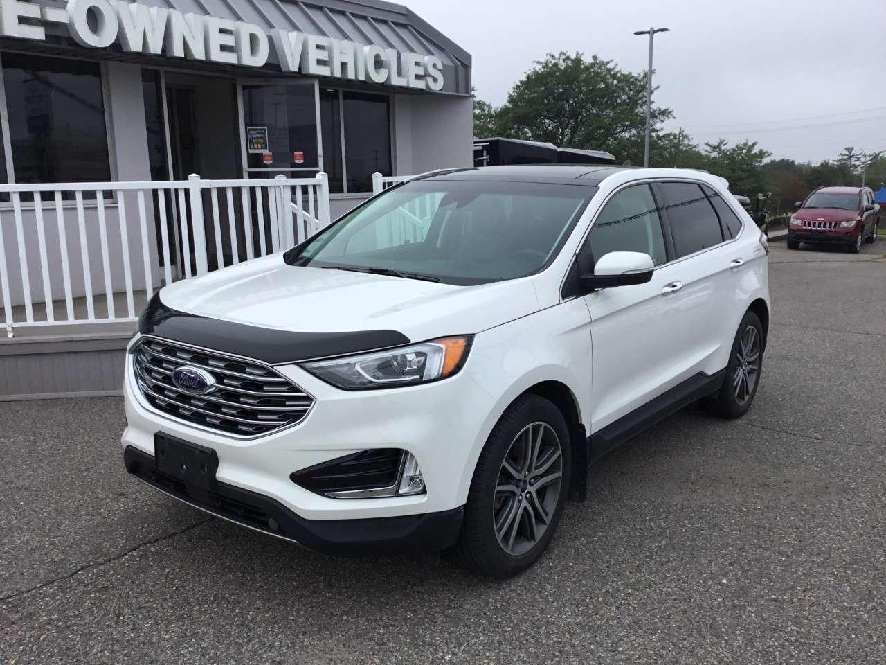 2020 Ford Edge Titanium AWD Photo