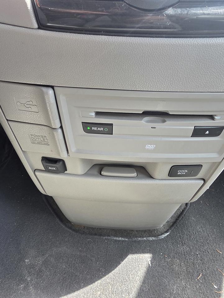 2017 Honda Odyssey Touring Photo