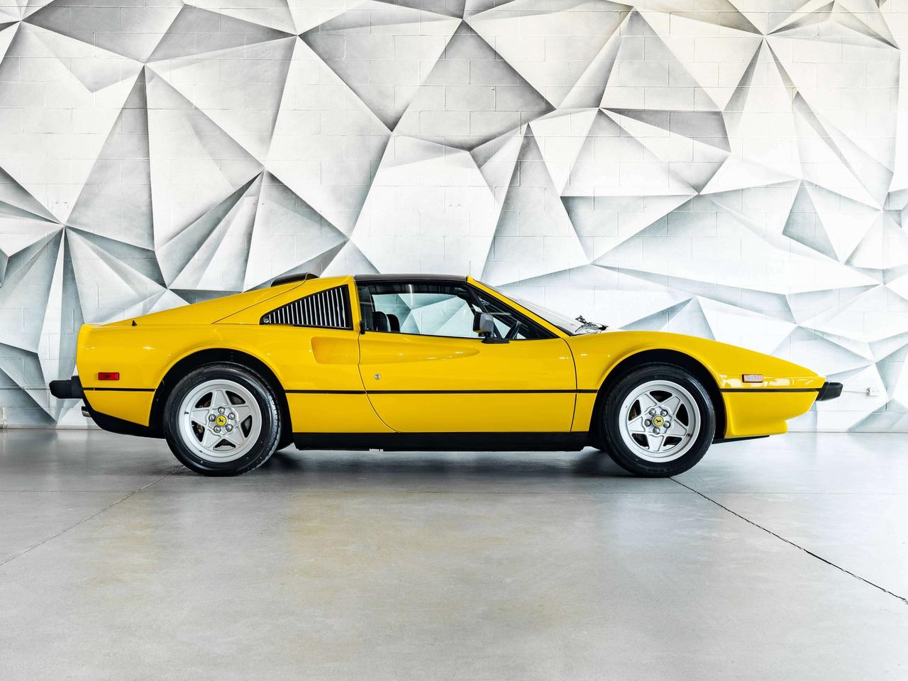 1985 Ferrari 308 Quattrovalvole 2dr Rear-Wheel Drive Photo