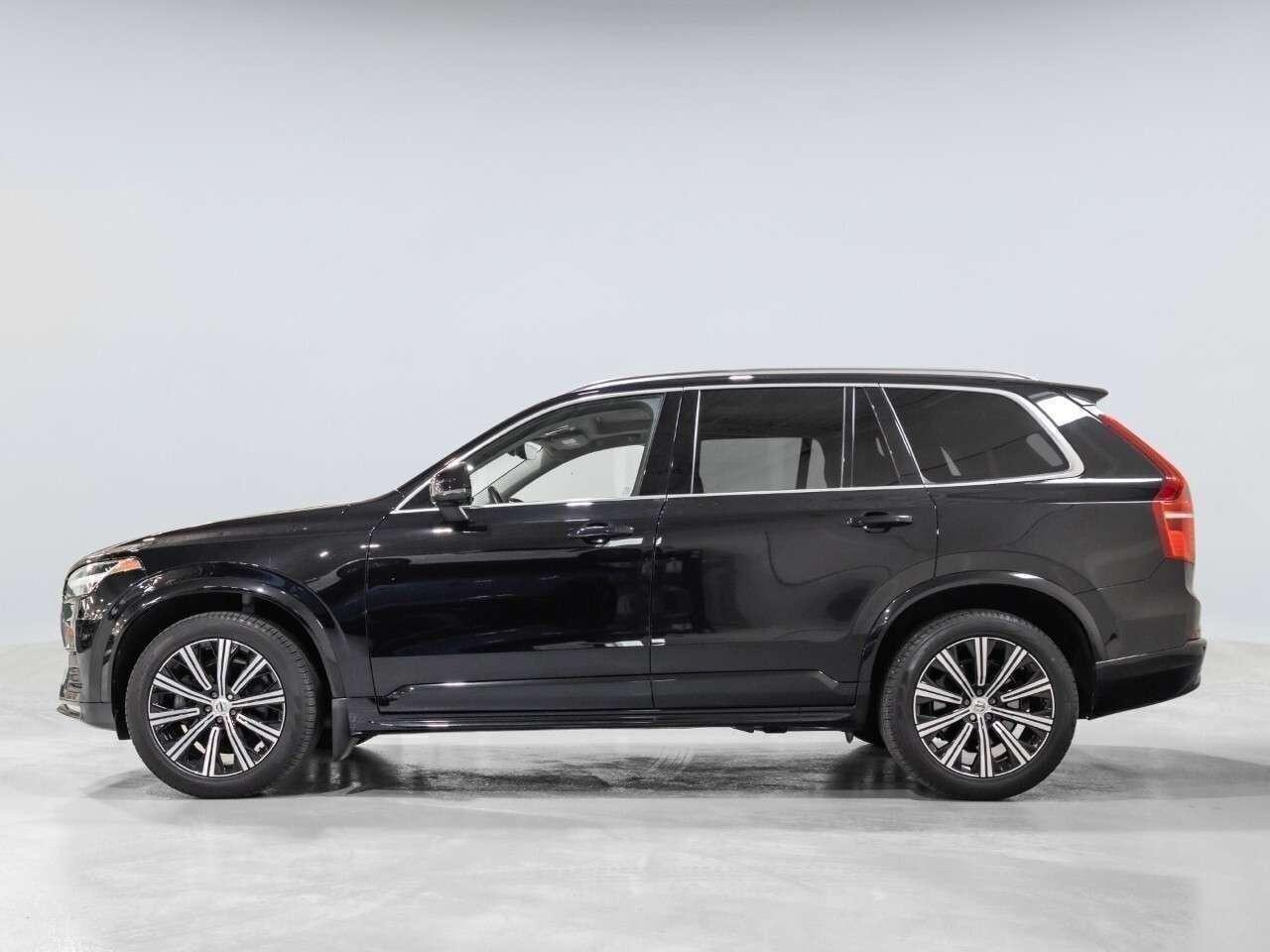 2023 Volvo XC90 B6 AWD Core 7-Seater Photo0
