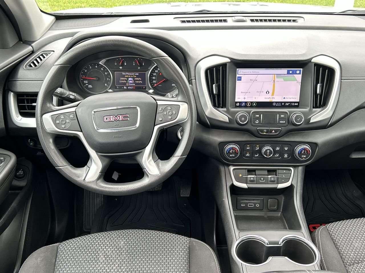 2023 GMC Terrain SLE AWD   Clean Accident-Free History Photo