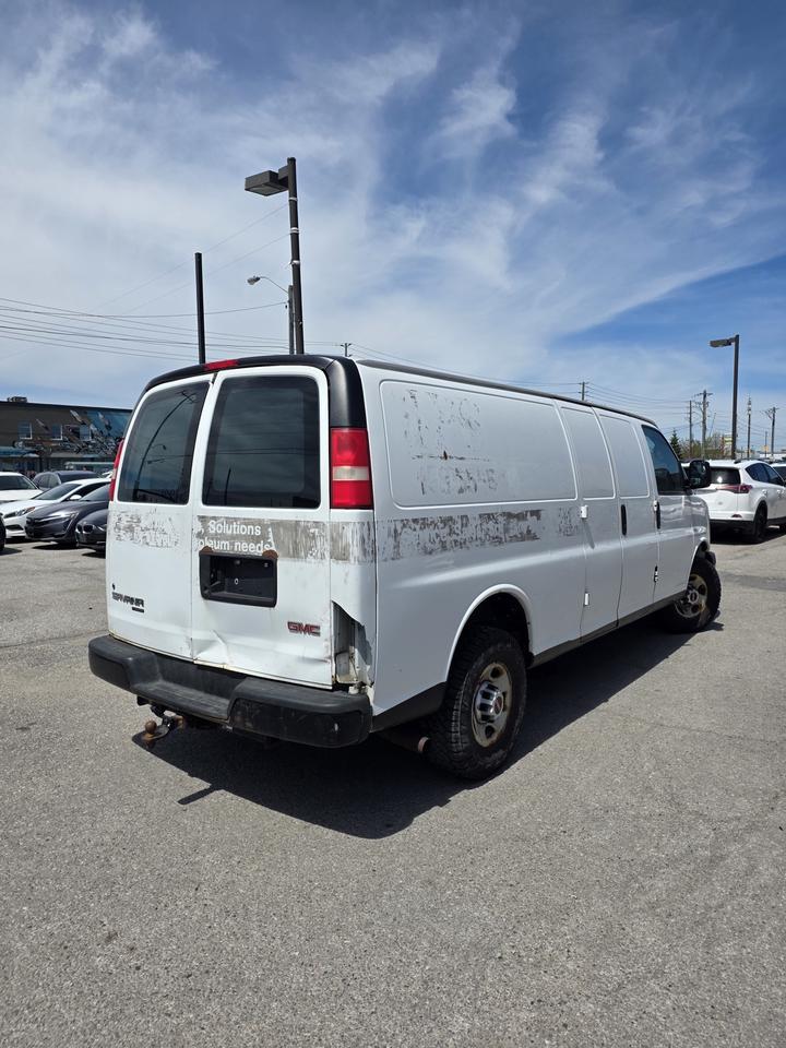 2014 GMC Savana G2500 Ca Photo